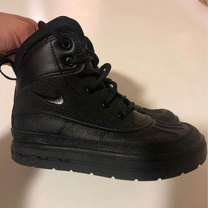 Nike Woodside 2 High ACG Little Kids' Boots size 12